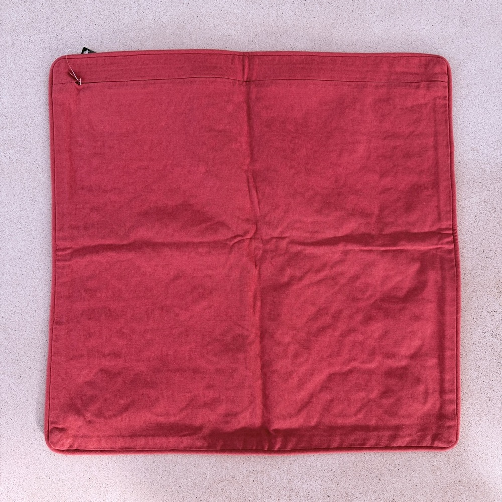 NWT Pottery Barn Red Floral Romanian Embroidered Pillow Cover 18x18 - Picture 2 of 4